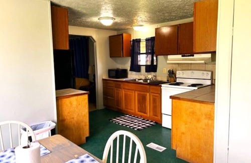 Redwood House | Come relax in Jack's Place