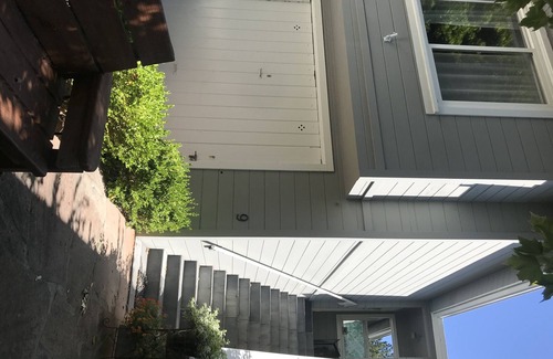 Fairfax House | Come to the coolest town in the Bay Area