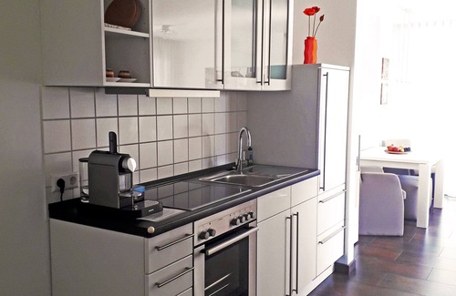 Hertingen Apartment | Comfort apartment Black Forest view near golf course