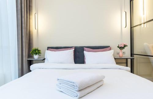 Obolon' Apartment | Comfort Apartment near Minskaya metro station and DreamTown