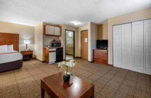 Heather Gardens Hotel | Comfort Inn Denver Southeast Area