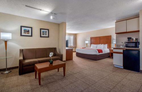 Heather Gardens Hotel | Comfort Inn Denver Southeast Area