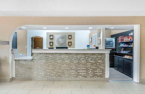 La Grange Hotel | Comfort Inn & Suites La Grange