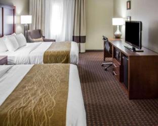 Le Claire Hotel | Comfort Inn & Suites Riverview near Davenport and I-80
