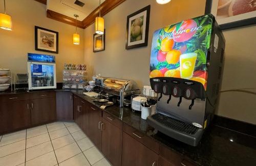 Lexington Park Hotel | Comfort Inn & Suites