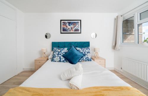 Langley Marish Apartment | Comfort Meets Convenience, 2BR Flat in Slough