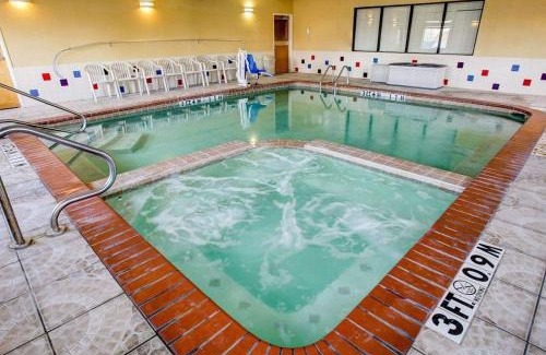 Brenham Hotel | Comfort Suites Brenham