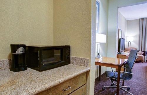 Brenham Hotel | Comfort Suites Brenham