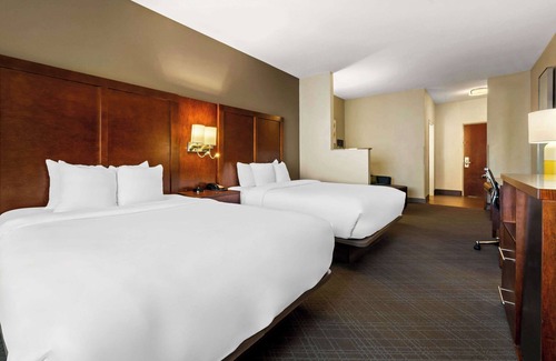 Cullman Hotel | Comfort Suites Cullman I-65 Exit 310