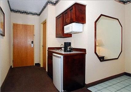 Hattiesburg Hotel | Comfort Suites Hattiesburg near University