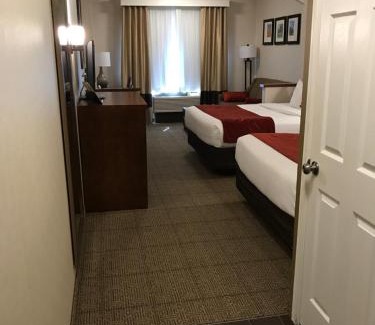 Stevenson Ranch Hotel | Comfort Suites Near Six Flags Magic Mountain