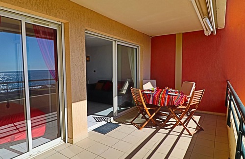 Sete Apartment | Comfortable 35m² apartment with terrace and WIFI in Sète, 2 stars