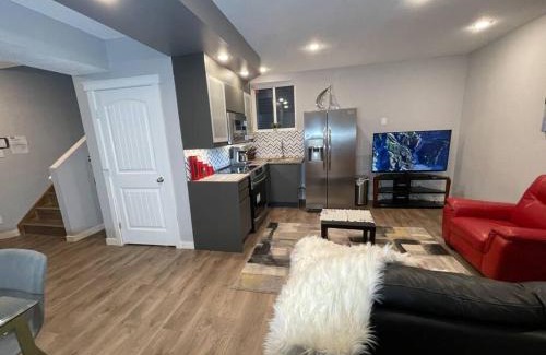 Evanston House | Comfortable and Beautiful Brand-New Suite BSMT-Two Bedroom, Two Washrooms