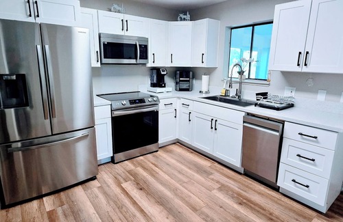 Banning Ski Chalet | Comfortable and enjoyable place to relax. Pet-Friendly!