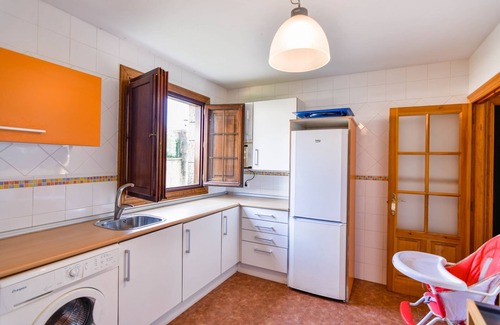 Ribamontan al Monte Cottage | Comfortable and large villa with garden