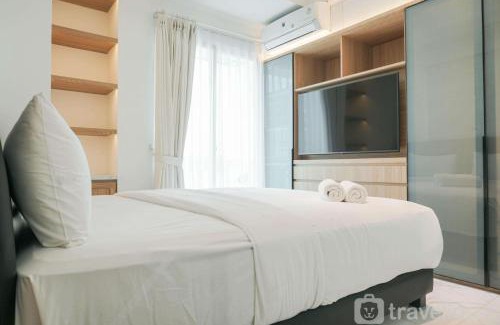 Kampung Bali Apartment | Comfortable and Simply 1BR at The Boulevard Apartment By Travelio