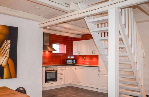 Skivarp House | Comfortable and spacious cottage with pool.