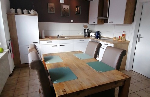 Strotzbusch Apartment | Comfortable apartment, 85sqm, 2 bedrooms, wifi, garden