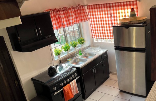 Acapulco House | Comfortable beach house, 5 min walking distance from the beautiful Playa Hermosa