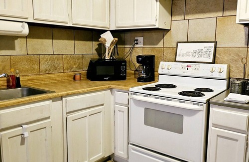 Lakehills House | Comfortable Bed Peaceful Area Nature Deer Stars