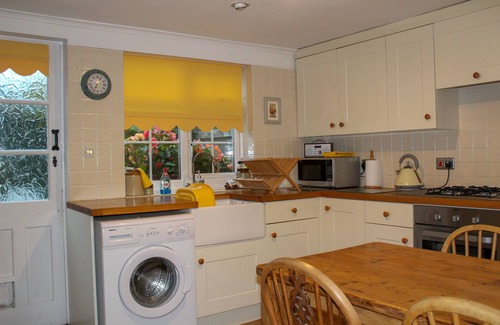 St Michaels House | Comfortable, characterful cottage for 3 in Tenterden, woodburner and parking