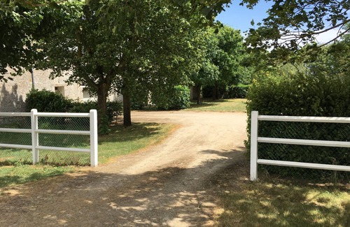 Fresnay-l'Eveque Cottage | comfortable cottage near the Cathedral of Chartres in quiet countryside