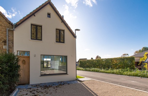 Moerkerke House | Comfortable, contemporary vacation home