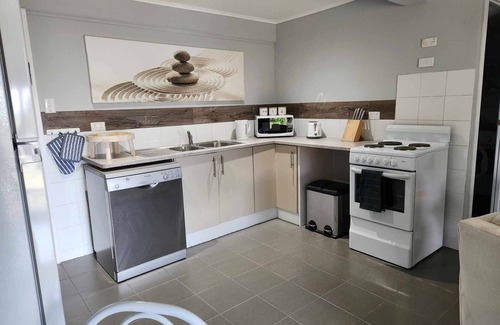 River Heads Cottage | Comfortable Cottage on K'gari's (previously known as Fraser Island) doorstep