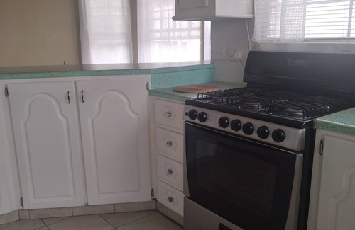 Vieux Fort Quarter House | Comfortable Do it Yourself Free Style Island Home
