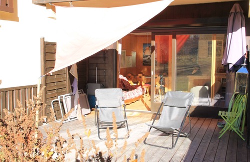 Le Lavancher Apartment | Comfortable Apartment With Terrace In Chamonix