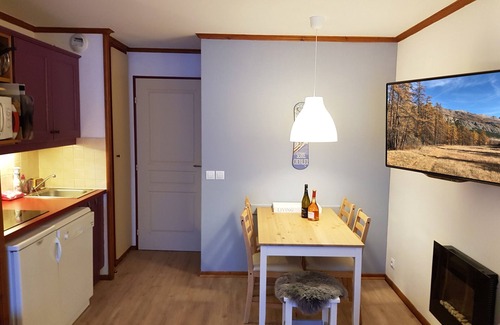 La Salle-les-Alpes Apartment | Comfortable apartment on the ground floor for 4 people - Le Lautaret
