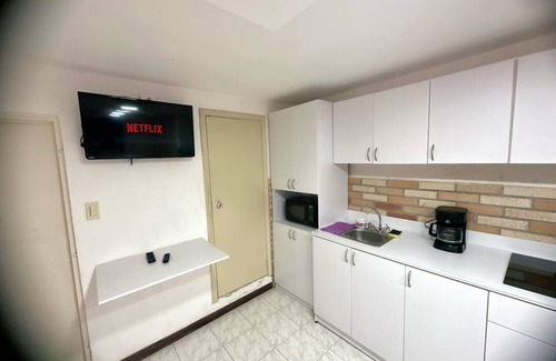 Chacao Apartment | Comfortable & Fully-Equipped Studio in Caracas' Most Exclusive Area