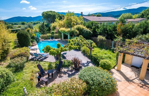 Pignans House | Comfortable holiday home with private pool 35 km in the hinterland of Hyères