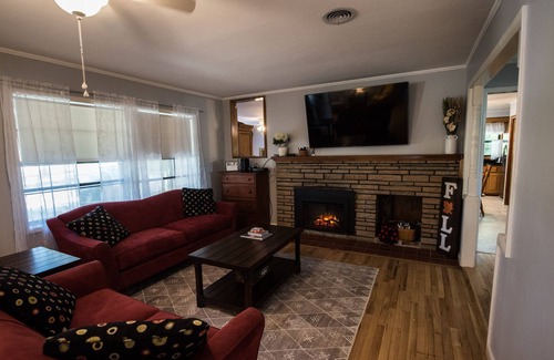 Miami House | Comfortable Home near Casinos and NEO.