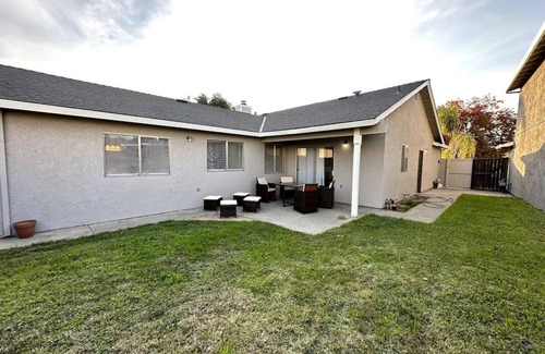 Turlock House | Comfortable House w/Wi-Fi/TV