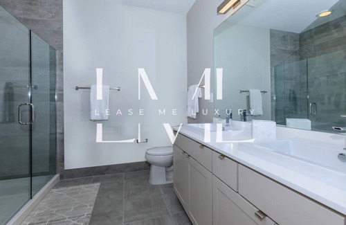 Orange Apartment | Comfy 3-Bedroom Corporate Apartment in Cleveland with Fitness Room, AC & Wifi