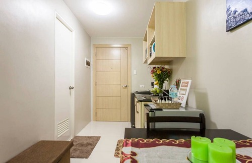 Brgy. 719 Condo | Comfy and Cozy Studio with Pool & Netflix