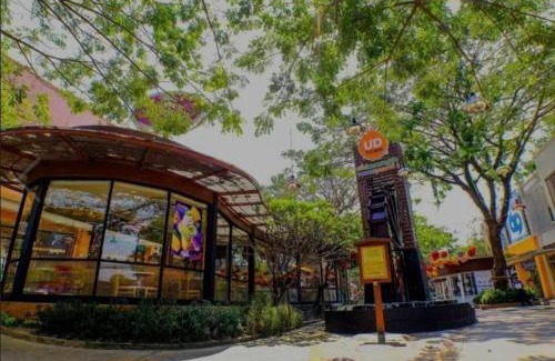 Udon Thani Apartment | Comfy apartment City center Pool Gym WiFi