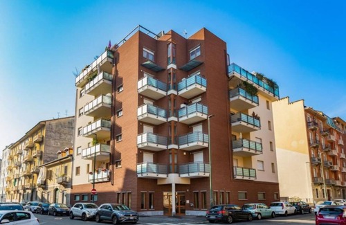 Parella Apartment | Comfy cozy apartment close to Metro