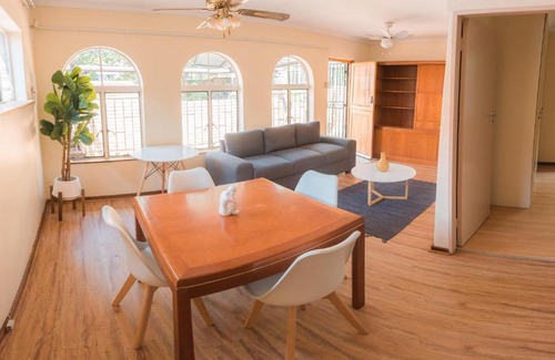 Waterkloof Glen Apartment | Comfy Menlyn Maine Appartment