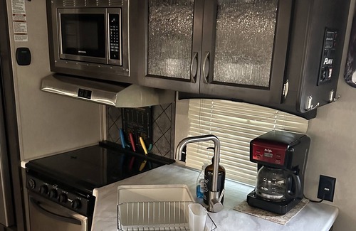 Pipestem House | Comfy, peaceful RV in a quiet neighborhood across from Pipestem State Park
