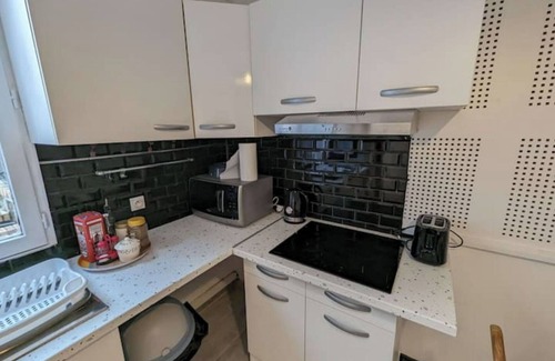 Maisons-Alfort Apartment | Comme une Petite Maison, au Calme et Proche Métro