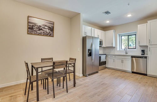 Phoenix Apartment | Community Pool & Hiking Trails: Phoenix Condo!