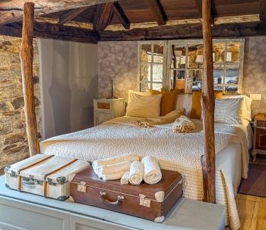 Aldeguer House | Complejo Rural Lar de Vies
