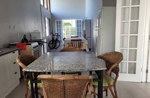Daniela House | Complete house in Praia da Daniela less than 5 minutes walk from the sea