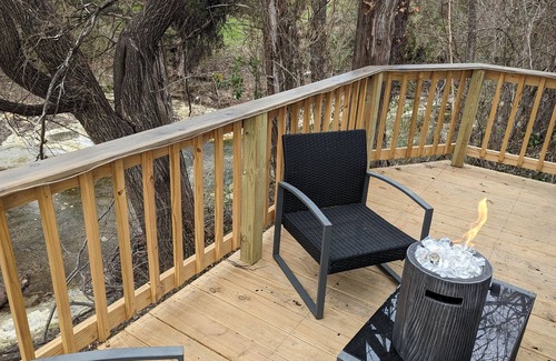 Duncanville Cottage | Complete Tiny House w water view and private yard