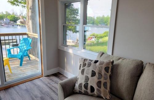 Trent Hills House | Completely renovated luxury waterfront cottage