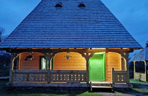 Breb House | Complex tradițional Casa din Vale