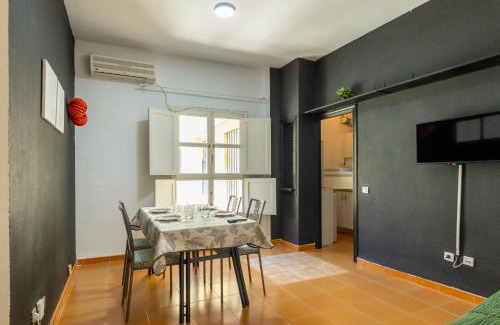 San Bartolome Apartment | Conde Center Premium Suites, FREE PARKING
