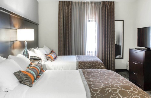Lafayette Condo | Condo ∙ 2 bedrooms ∙ 6 guests